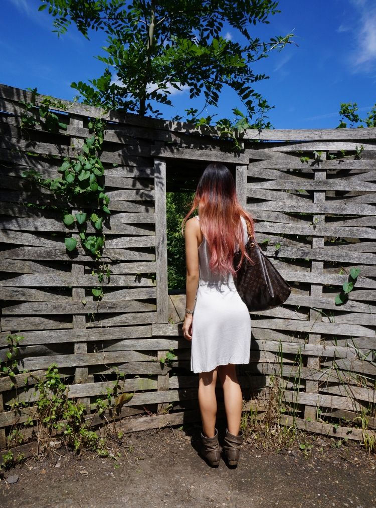 Euriental, white summer dress, cowboy boots, Prada sunglasses, Kew Gardens