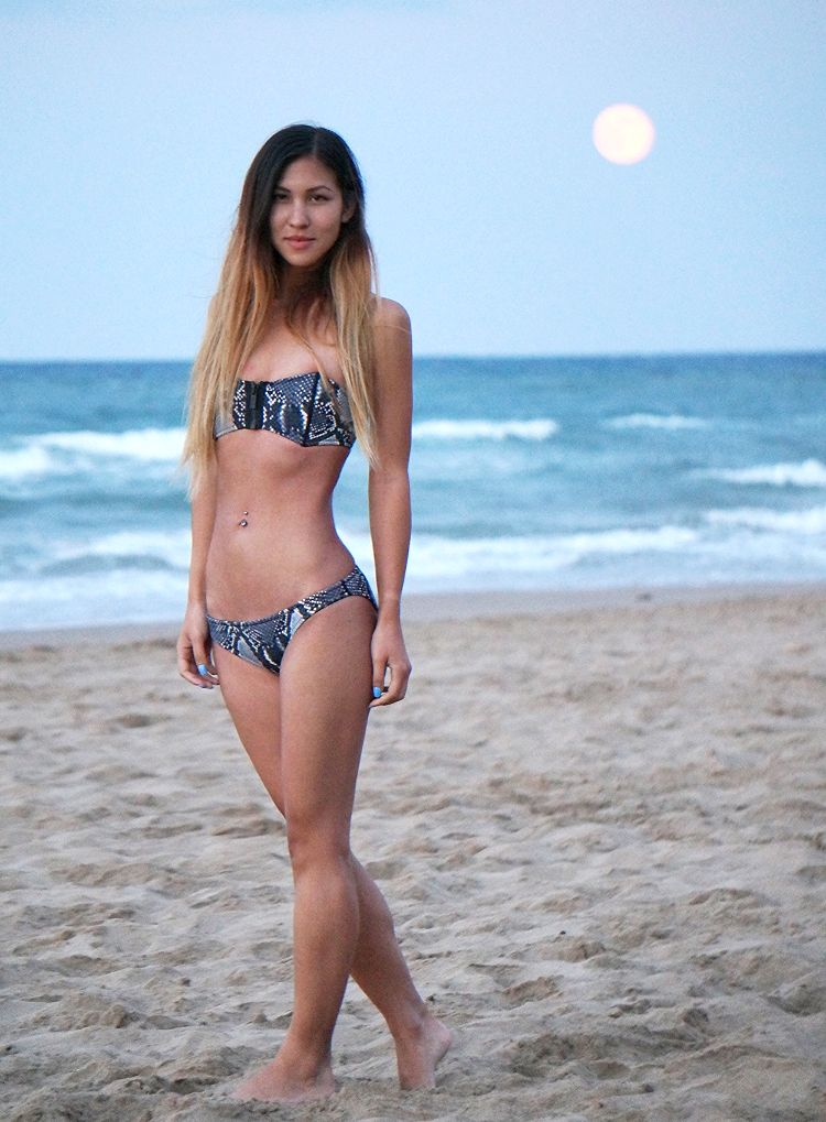 Euriental - London fashion blogger, TRIANGL snakeprint bikini, travel, Valencia, Spain, beach