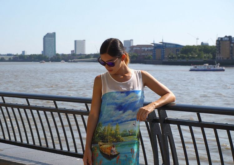 Euriental - London fashion blogger, Diesel mirrored sunglasses, printed shift dress with painting of lake, Canary Wharf, outfit