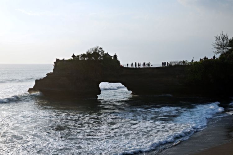 Euriental | travel and fashion - Tanah Lot temple at sunset, Bali