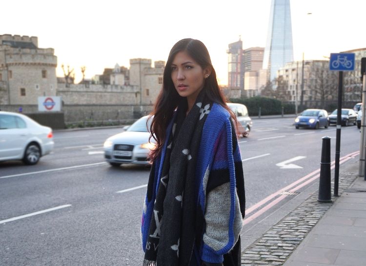 Euriental || fashion & luxury travel || vintage cardigan & Louis Vuitton scarf in London