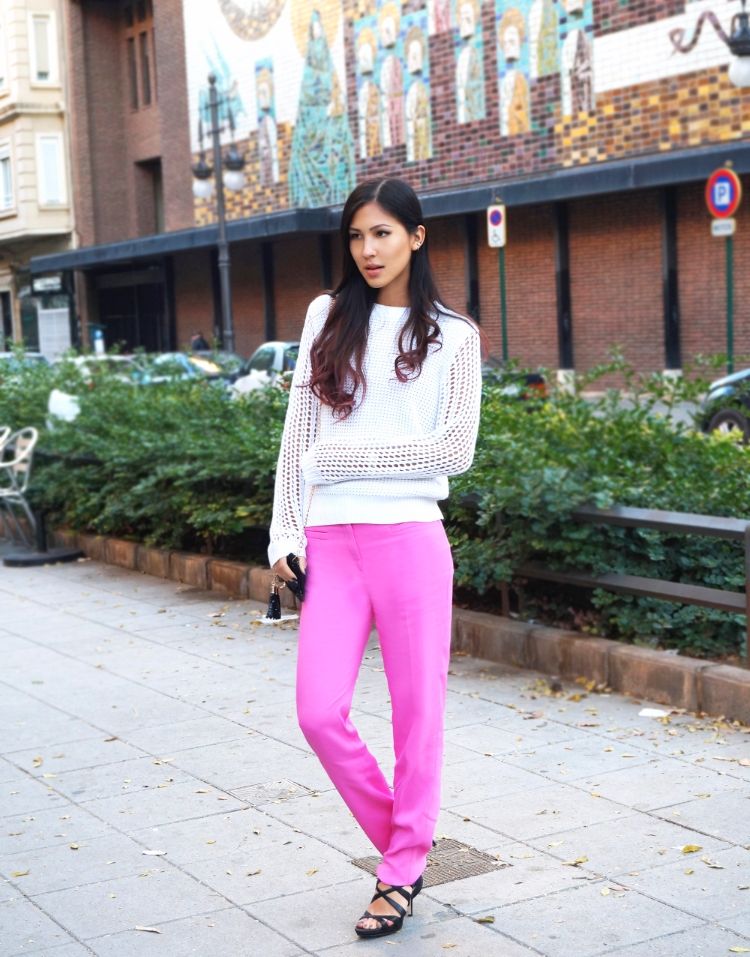Euriental || fashion & luxury travel || IvyRevel white jumper, Versace pink trousers, Sam Edelman heels