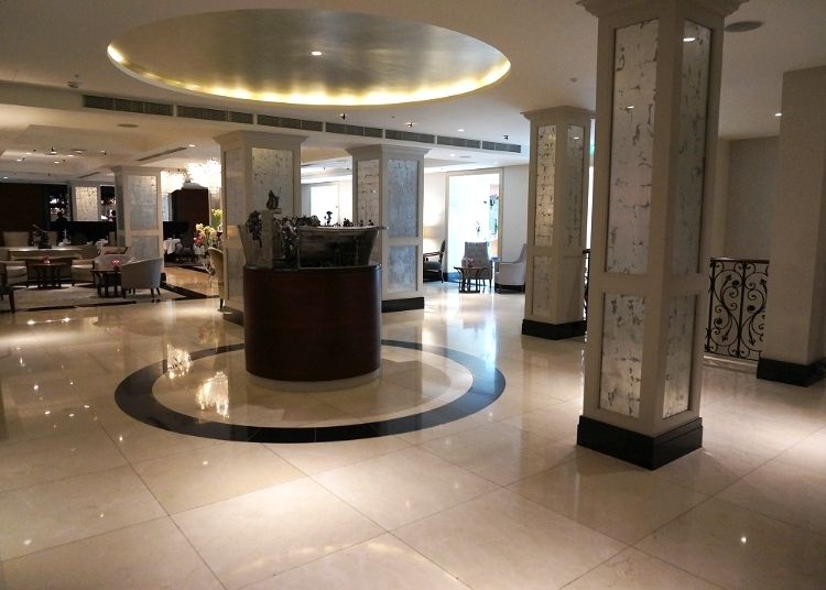 Euriental || fashion & luxury travel || lobby at the Conrad hotel, St. James, London