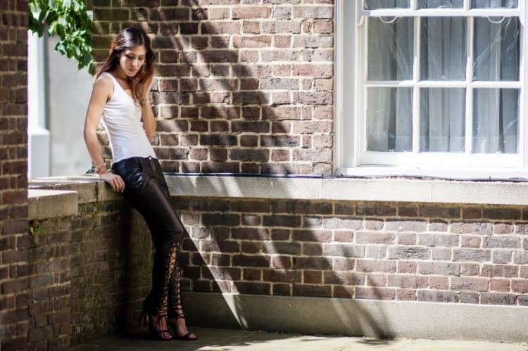 Euriental - London fashion blogger, collaboration with PINGHE, wearing their leather lace up trousers.
