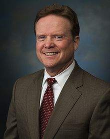 Jim Webb photo 220px-Jim_Webb_official_110th_Congress_photo_zpsfr9dwbml.jpg