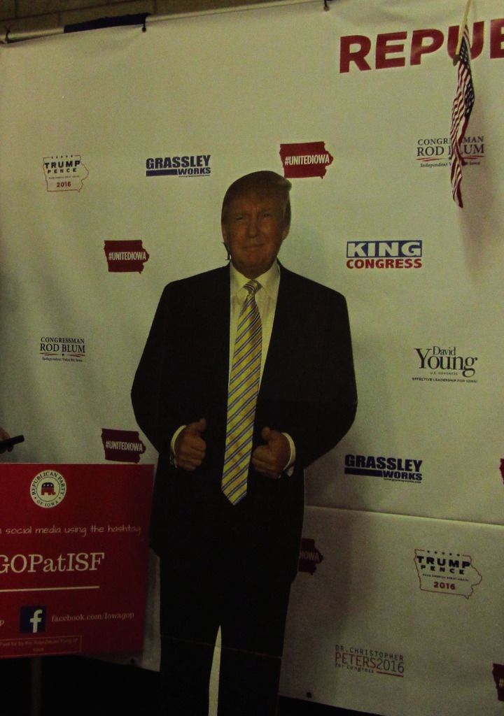 Trump at Iowa GOP booth photo TrumpIowaStateFair_zpskkuzxpoz.jpg